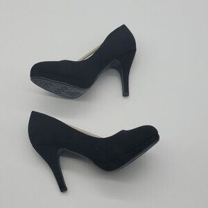 Classified Black Faux Suede High Heel Pumps Womens Size 8 Stylish & Comfortable